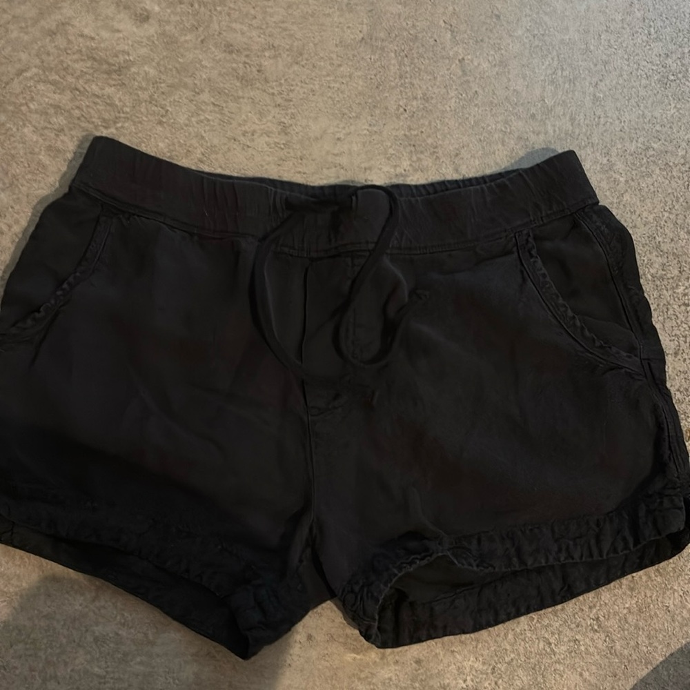 LAST CHANCE! James Perse linen cotton blend shorts Large